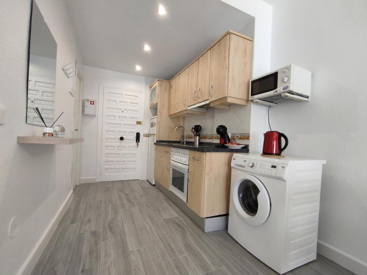 בנאלמדנה Estudio Benalbeach Primera Linea De Playa מראה חיצוני תמונה